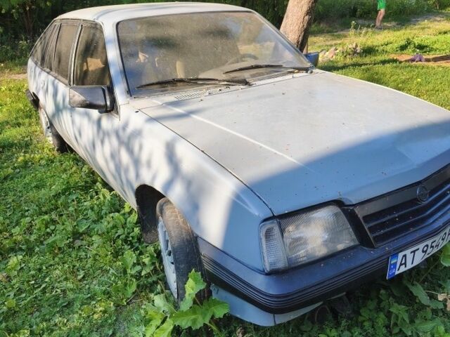 Сірий Опель Аскона, об'ємом двигуна 1.6 л та пробігом 920 тис. км за 302 $, фото 1 на Automoto.ua