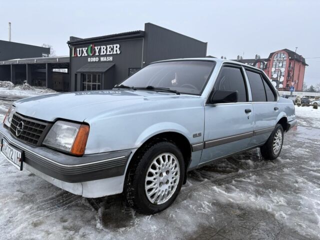 Сірий Опель Аскона, об'ємом двигуна 1.6 л та пробігом 230 тис. км за 999 $, фото 1 на Automoto.ua