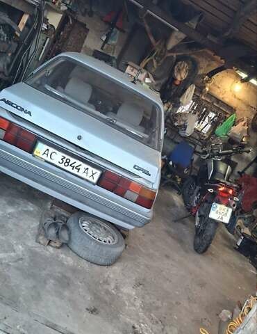 Сірий Опель Аскона, об'ємом двигуна 1.6 л та пробігом 99 тис. км за 750 $, фото 1 на Automoto.ua