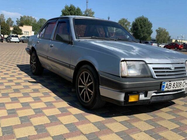 Сірий Опель Аскона, об'ємом двигуна 1.6 л та пробігом 268 тис. км за 425 $, фото 1 на Automoto.ua