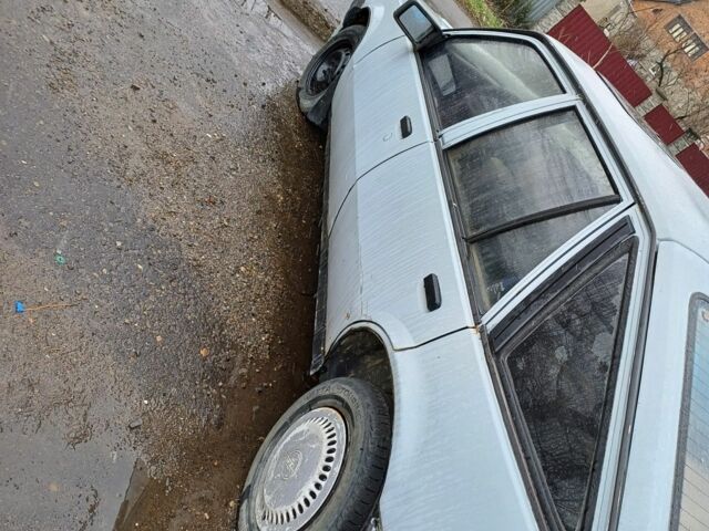 Сірий Опель Аскона, об'ємом двигуна 1.6 л та пробігом 238 тис. км за 303 $, фото 1 на Automoto.ua