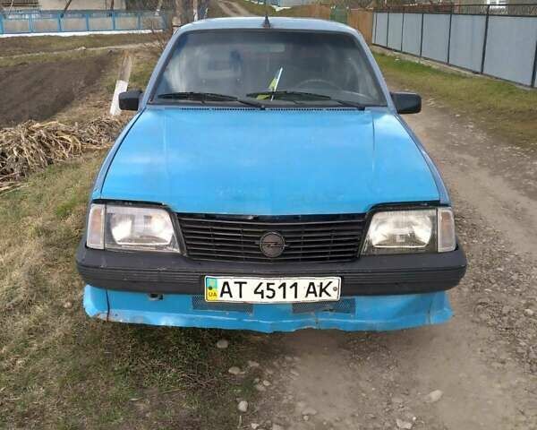 Синій Опель Аскона, об'ємом двигуна 1.6 л та пробігом 100 тис. км за 1100 $, фото 1 на Automoto.ua