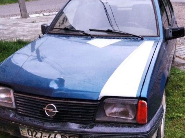 Синій Опель Аскона, об'ємом двигуна 1.6 л та пробігом 286 тис. км за 450 $, фото 1 на Automoto.ua