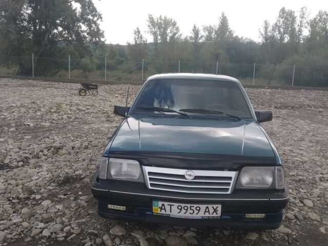 Синій Опель Аскона, об'ємом двигуна 1.6 л та пробігом 100 тис. км за 1800 $, фото 1 на Automoto.ua