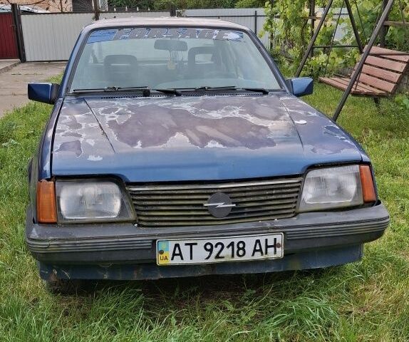 Синий Опель Аскона, объемом двигателя 0 л и пробегом 250 тыс. км за 350 $, фото 1 на Automoto.ua