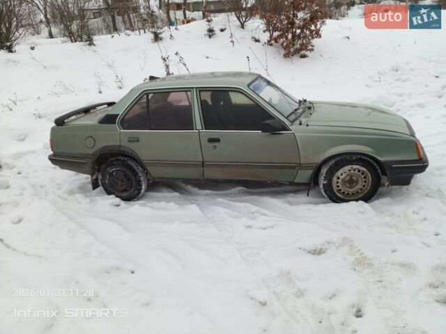 Зеленый Опель Аскона, объемом двигателя 1.3 л и пробегом 110 тыс. км за 650 $, фото 1 на Automoto.ua