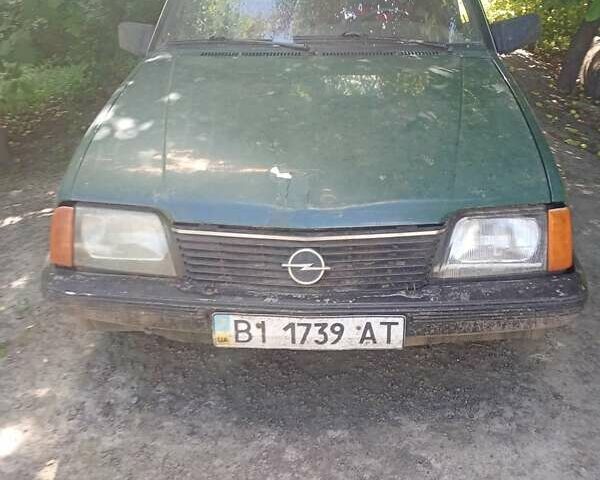 Опель Аскона 1985 в Драбове на Automoto.ua Зеленый Опель Аскона, объемом двигателя 1.6 л и пробегом 100 тыс. км за 350 $, фото 1 на Automoto.ua