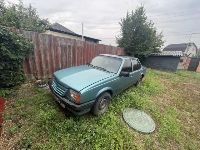 Зеленый Опель Аскона, объемом двигателя 2 л и пробегом 70 тыс. км за 900 $, фото 1 на Automoto.ua