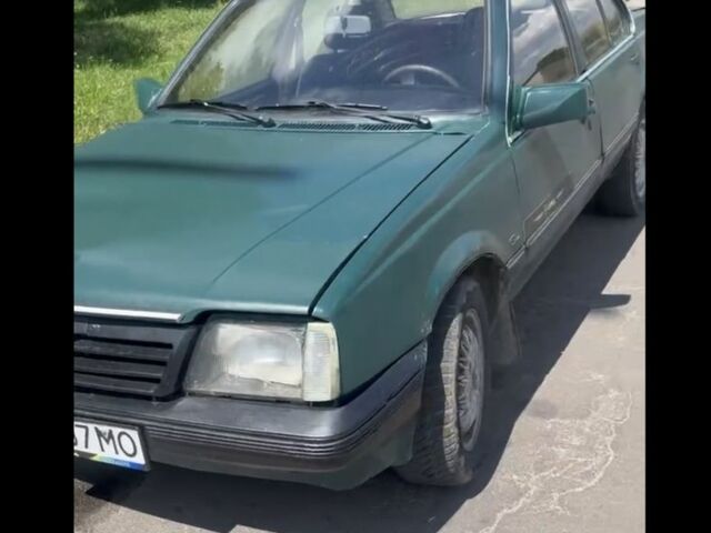Зеленый Опель Аскона, объемом двигателя 0 л и пробегом 100 тыс. км за 225 $, фото 1 на Automoto.ua