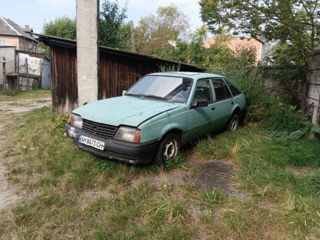 Зелений Опель Аскона, об'ємом двигуна 1.6 л та пробігом 99 тис. км за 8000 $, фото 1 на Automoto.ua