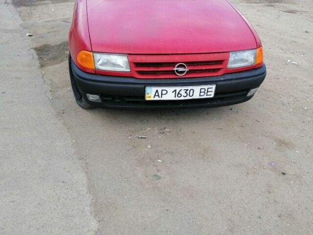 Червоний Опель Астра Ф, об'ємом двигуна 1.4 л та пробігом 123 тис. км за 1700 $, фото 1 на Automoto.ua