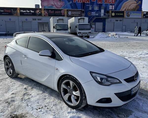 Білий Опель Астра ГТЦ, об'ємом двигуна 1.4 л та пробігом 150 тис. км за 8000 $, фото 1 на Automoto.ua