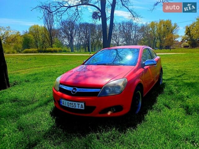 Красный Опель Астра ГТЦ, объемом двигателя 1.6 л и пробегом 290 тыс. км за 3300 $, фото 1 на Automoto.ua