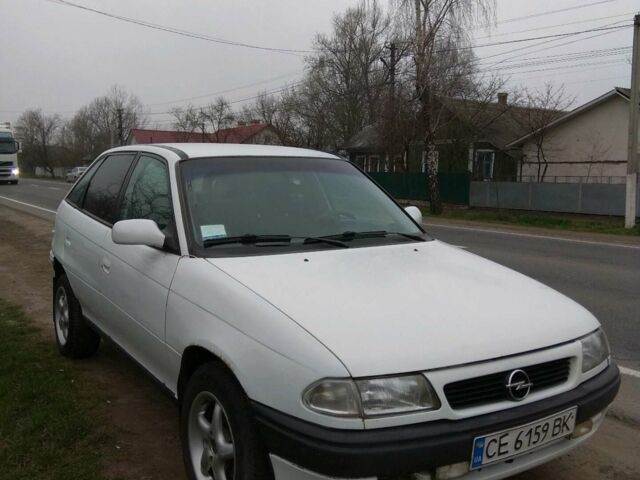 Білий Опель Астра, об'ємом двигуна 1.6 л та пробігом 432 тис. км за 1800 $, фото 1 на Automoto.ua