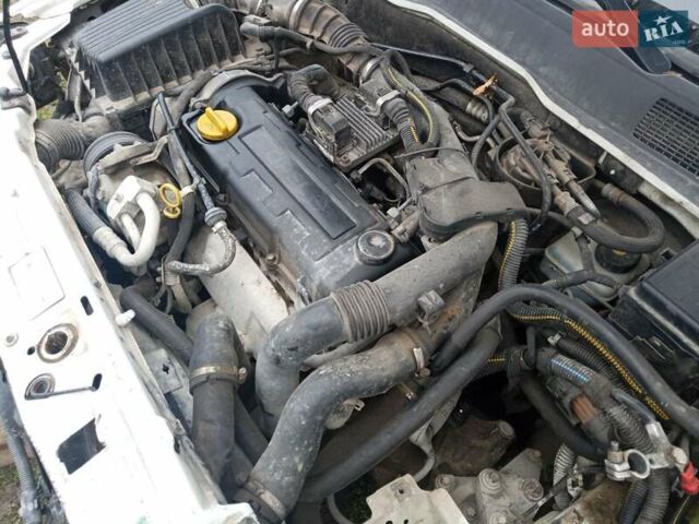 Белый Опель Астра, объемом двигателя 1.7 л и пробегом 380 тыс. км за 1200 $, фото 1 на Automoto.ua