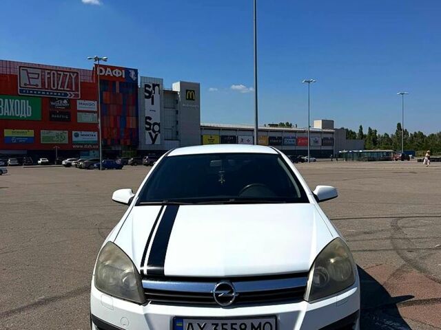 Білий Опель Астра, об'ємом двигуна 1.2 л та пробігом 246 тис. км за 4400 $, фото 1 на Automoto.ua