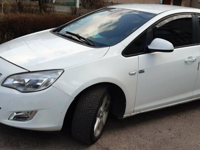 Білий Опель Астра, об'ємом двигуна 1.6 л та пробігом 241 тис. км за 5200 $, фото 1 на Automoto.ua