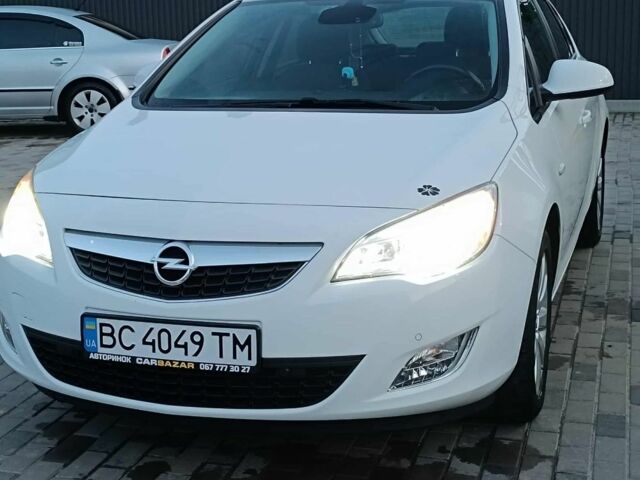 Білий Опель Астра, об'ємом двигуна 1.6 л та пробігом 193 тис. км за 7500 $, фото 1 на Automoto.ua