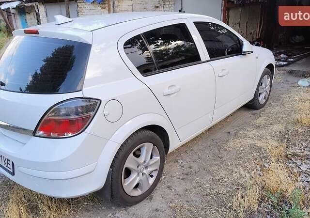 Білий Опель Астра, об'ємом двигуна 1.6 л та пробігом 126 тис. км за 6700 $, фото 1 на Automoto.ua