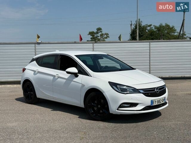 Белый Опель Астра, объемом двигателя 1.4 л и пробегом 133 тыс. км за 11600 $, фото 1 на Automoto.ua
