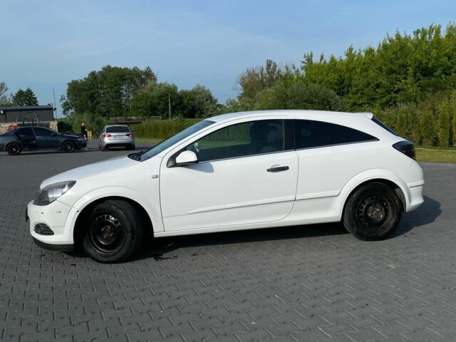 Белый Опель Астра, объемом двигателя 1.4 л и пробегом 197 тыс. км за 4300 $, фото 1 на Automoto.ua