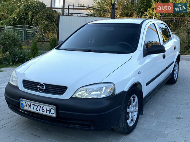 Опель Астра 2000 у Збараже на Automoto.ua Білий Опель Астра, об'ємом двигуна 1.39 л та пробігом 300 тис. км за 2100 $, фото 1 на Automoto.ua