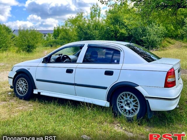 Белый Опель Астра, объемом двигателя 1.6 л и пробегом 386 тыс. км за 3100 $, фото 1 на Automoto.ua
