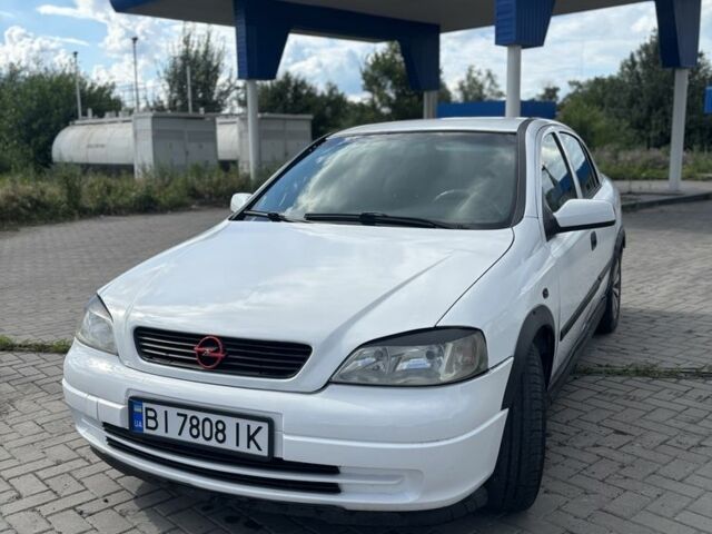 Білий Опель Астра, об'ємом двигуна 1.6 л та пробігом 300 тис. км за 2200 $, фото 1 на Automoto.ua