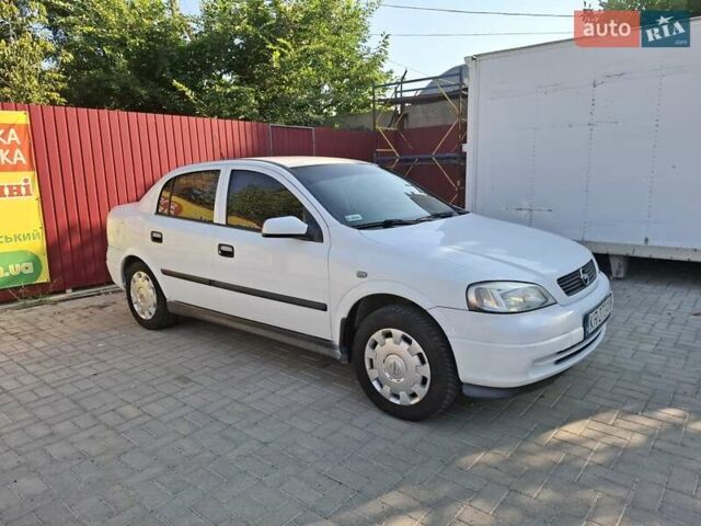 Белый Опель Астра, объемом двигателя 1.4 л и пробегом 212 тыс. км за 1799 $, фото 1 на Automoto.ua