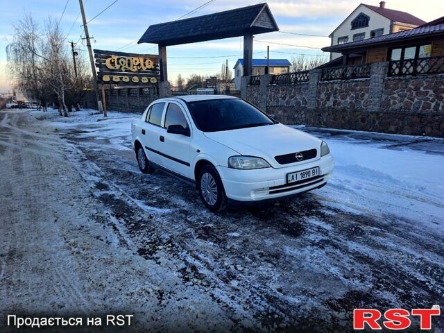 Белый Опель Астра, объемом двигателя 1.4 л и пробегом 29000 тыс. км за 2900 $, фото 1 на Automoto.ua