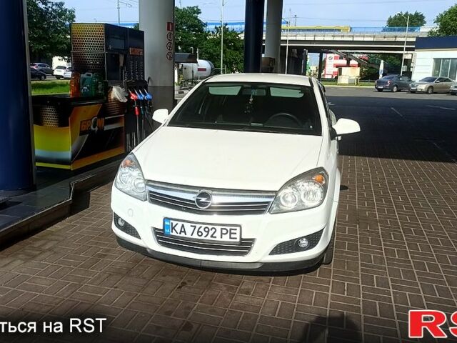 Білий Опель Астра, об'ємом двигуна 1.6 л та пробігом 215 тис. км за 7000 $, фото 1 на Automoto.ua