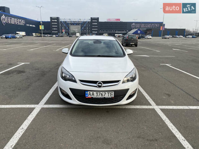 Белый Опель Астра, объемом двигателя 1.36 л и пробегом 80 тыс. км за 11250 $, фото 1 на Automoto.ua