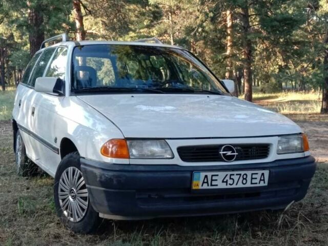 Білий Опель Астра, об'ємом двигуна 1.7 л та пробігом 413 тис. км за 2300 $, фото 1 на Automoto.ua