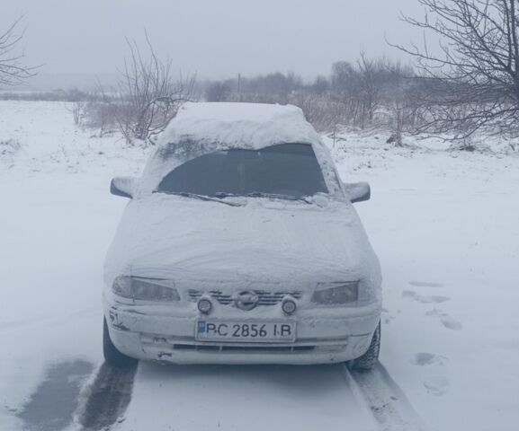 Білий Опель Астра, об'ємом двигуна 1.39 л та пробігом 420 тис. км за 1350 $, фото 1 на Automoto.ua