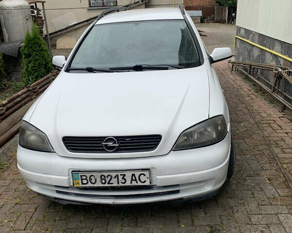 Белый Опель Астра, объемом двигателя 1.7 л и пробегом 400 тыс. км за 2400 $, фото 1 на Automoto.ua