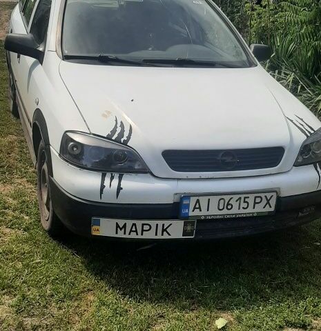 Білий Опель Астра, об'ємом двигуна 1.8 л та пробігом 3 тис. км за 1200 $, фото 1 на Automoto.ua