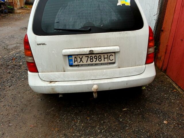 Белый Опель Астра, объемом двигателя 1.7 л и пробегом 0 тыс. км за 3000 $, фото 1 на Automoto.ua