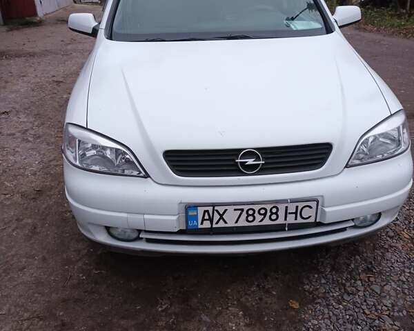 Белый Опель Астра, объемом двигателя 1.7 л и пробегом 340 тыс. км за 2900 $, фото 1 на Automoto.ua