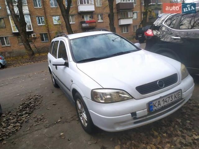 Белый Опель Астра, объемом двигателя 1.6 л и пробегом 336 тыс. км за 1950 $, фото 1 на Automoto.ua