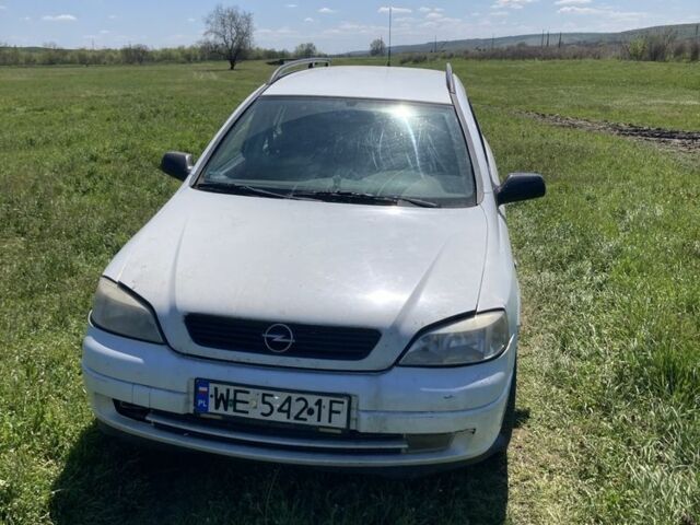 Белый Опель Астра, объемом двигателя 0 л и пробегом 3 тыс. км за 800 $, фото 1 на Automoto.ua