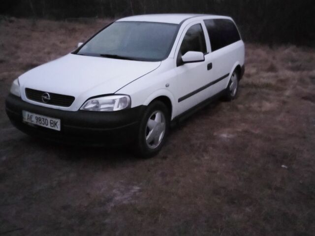 Белый Опель Астра, объемом двигателя 1.7 л и пробегом 111 тыс. км за 1100 $, фото 1 на Automoto.ua