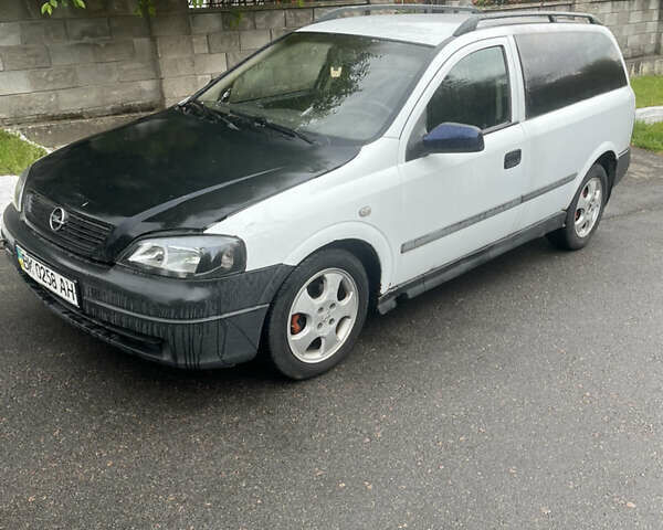 Белый Опель Астра, объемом двигателя 1.7 л и пробегом 300 тыс. км за 1650 $, фото 1 на Automoto.ua