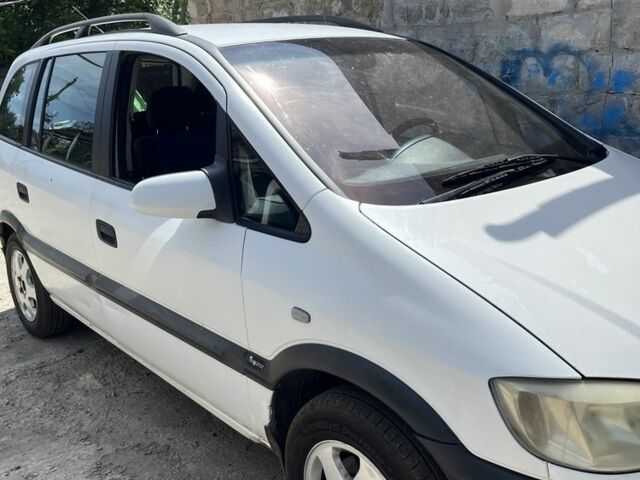 Белый Опель Астра, объемом двигателя 2 л и пробегом 250 тыс. км за 1200 $, фото 1 на Automoto.ua