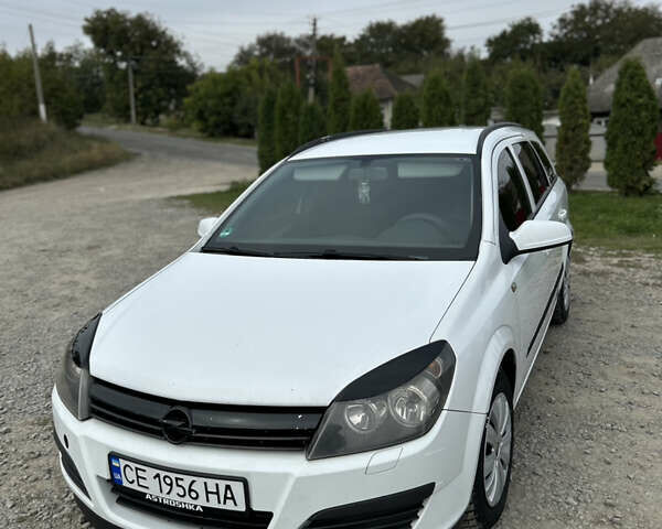 Білий Опель Астра, об'ємом двигуна 1.69 л та пробігом 327 тис. км за 4800 $, фото 1 на Automoto.ua