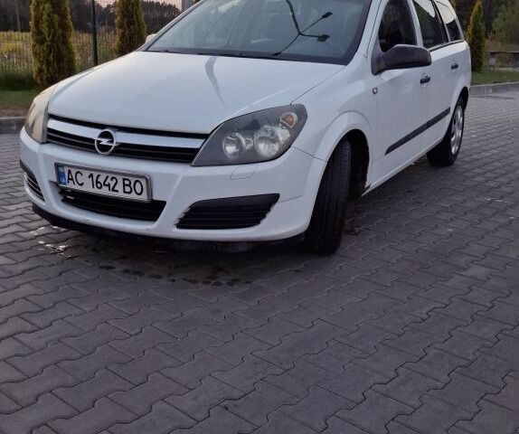 Білий Опель Астра, об'ємом двигуна 1.2 л та пробігом 280 тис. км за 4300 $, фото 1 на Automoto.ua