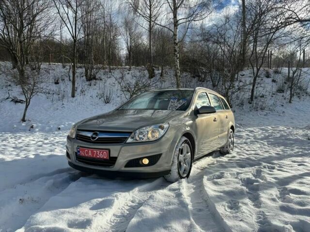 Білий Опель Астра, об'ємом двигуна 0 л та пробігом 211 тис. км за 4899 $, фото 1 на Automoto.ua