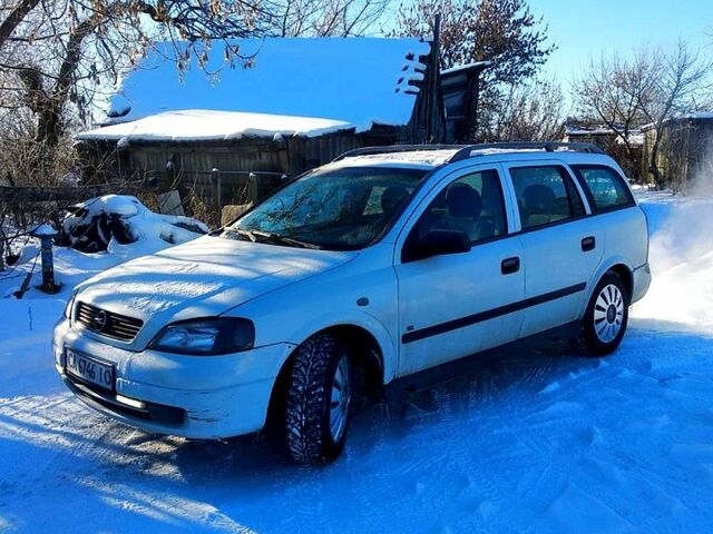 Белый Опель Астра, объемом двигателя 1.7 л и пробегом 0 тыс. км за 3350 $, фото 1 на Automoto.ua