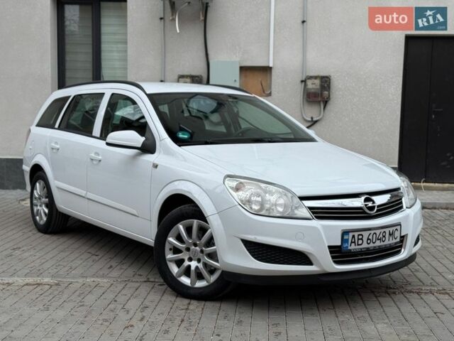 Белый Опель Астра, объемом двигателя 1.8 л и пробегом 172 тыс. км за 5950 $, фото 1 на Automoto.ua