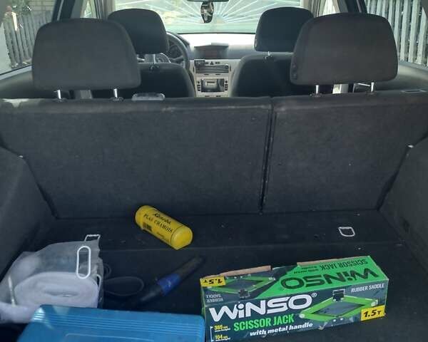 Белый Опель Астра, объемом двигателя 0 л и пробегом 290 тыс. км за 4500 $, фото 1 на Automoto.ua