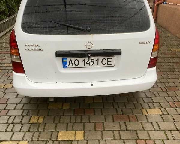 Белый Опель Астра, объемом двигателя 1.7 л и пробегом 314 тыс. км за 3800 $, фото 1 на Automoto.ua